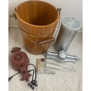 ELECTRIC ONLY Ice Cream Maker made by Buffalo Tools Model ICM6, 6QT READ DESC